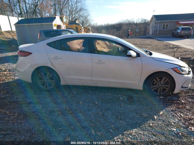 2018 HYUNDAI ELANTRA SEL VIN: 5NPD84LF0JH329299