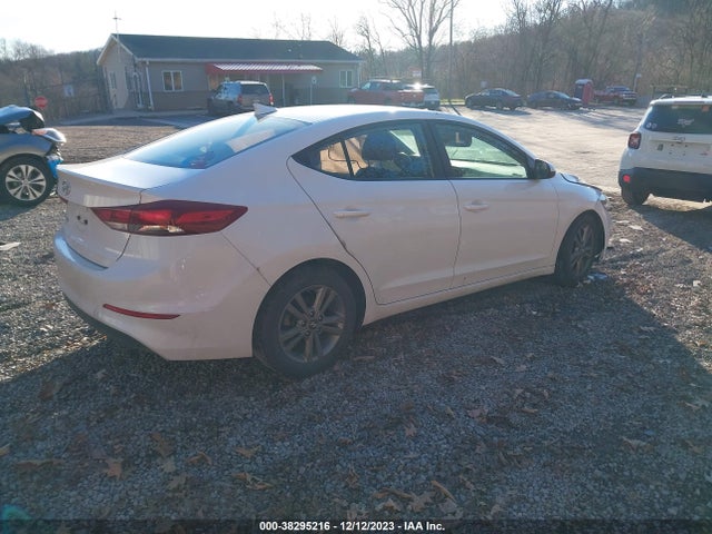 2018 HYUNDAI ELANTRA SEL VIN: 5NPD84LF0JH329299
