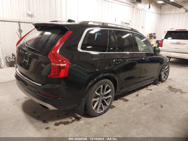 2016 VOLVO XC90 T6 MOMENTUM VIN: YV4A22PK8G1061647