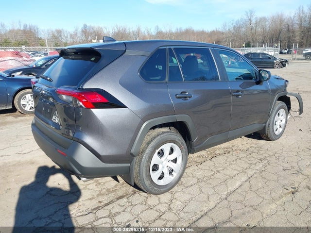 Toyota RAV4 LE 2024 2T3F1RFV7RC402462 Image 4