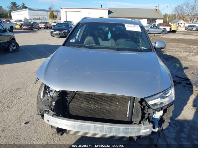 WA1EFCFS3GR023562 Audi Q3 2.0t Premium Plus