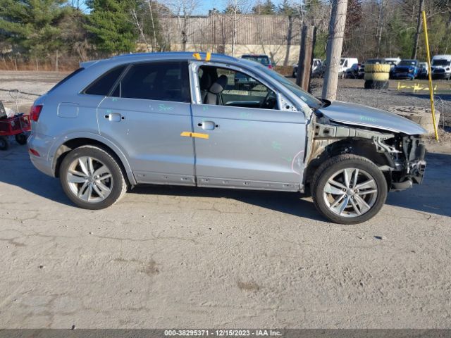 WA1EFCFS3GR023562 Audi Q3 2.0t Premium Plus