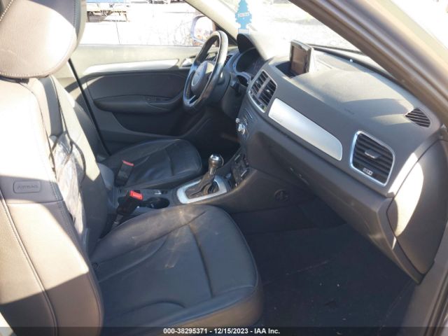 WA1EFCFS3GR023562 Audi Q3 2.0t Premium Plus