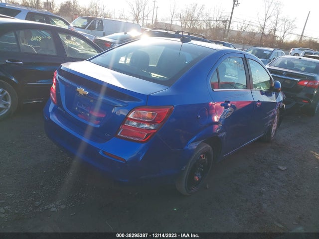 Chevrolet Sonic Lt Auto 2017 1G1JD5SH2H4125698 Image 4