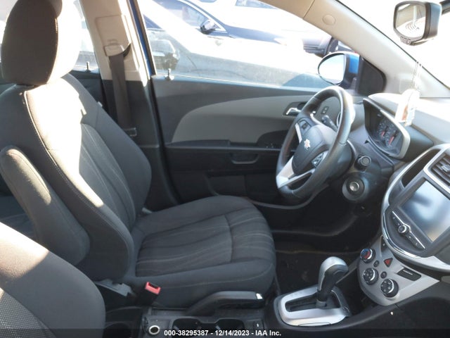 Chevrolet Sonic Lt Auto 2017 1G1JD5SH2H4125698 Image 5