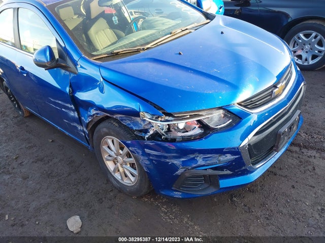 Chevrolet Sonic Lt Auto 2017 1G1JD5SH2H4125698 Image 6
