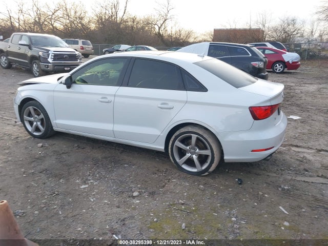 WAUBFGFFXF1128130 Audi A3 2.0t Premium