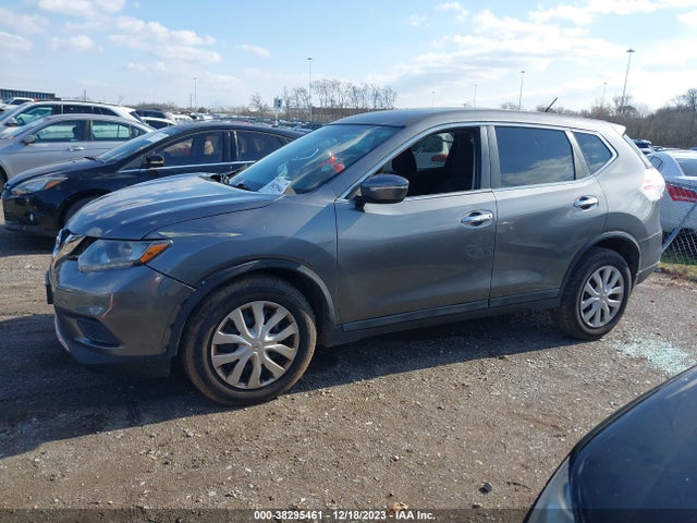 2015 NISSAN ROGUE S VIN: 5N1AT2ML8FC775760