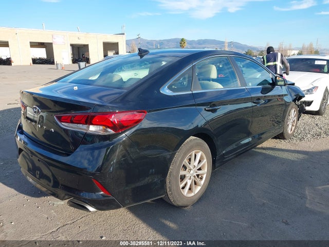 Hyundai SONATA SE 2018 5NPE24AF5JH626934 Image 4