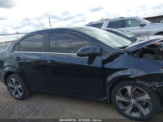 Chevrolet Sonic Premier Auto 2019 1G1JF5SB6K4122302 Image 13