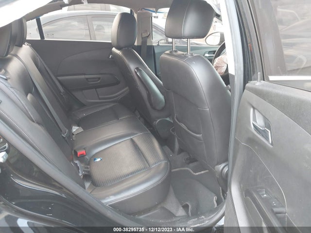 Chevrolet Sonic Premier Auto 2019 1G1JF5SB6K4122302 Image 8