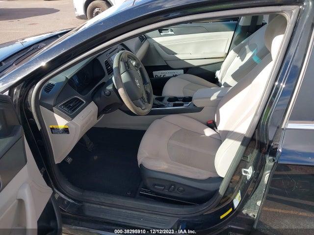 2015 HYUNDAI SONATA SPORT VIN: 5NPE34AF8FH029944