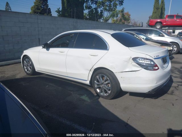55SWF4JB6FU051852 Mercedes-Benz C 300 Luxury/sport