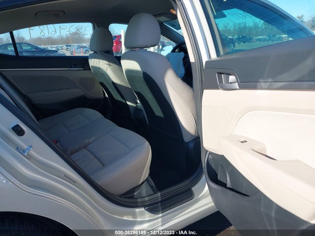 Hyundai ELANTRA SE 2017 5NPD84LF6HH088147 Image 8