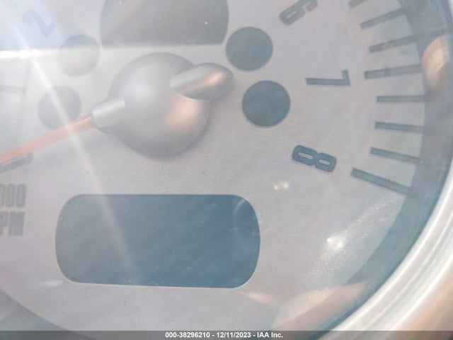 2004 MINI COOPER S WMWRE33404TD78199 Photo 6
