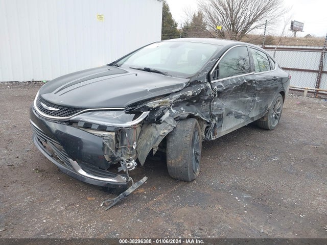 Chrysler 200 Limited 2016 1C3CCCAB8GN157623 Image 2
