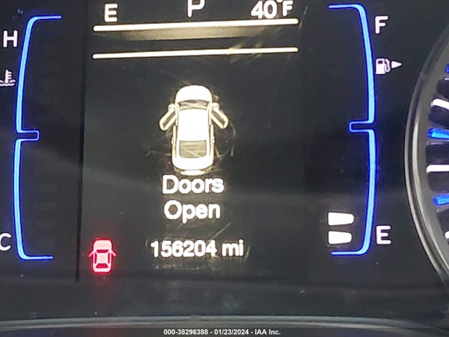Chrysler 200 Limited 2016 1C3CCCAB8GN157623 Image 7