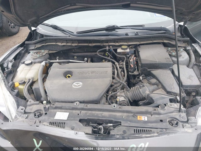 2011 MAZDA MAZDA3 S SPORT VIN: JM1BL1K69B1461685