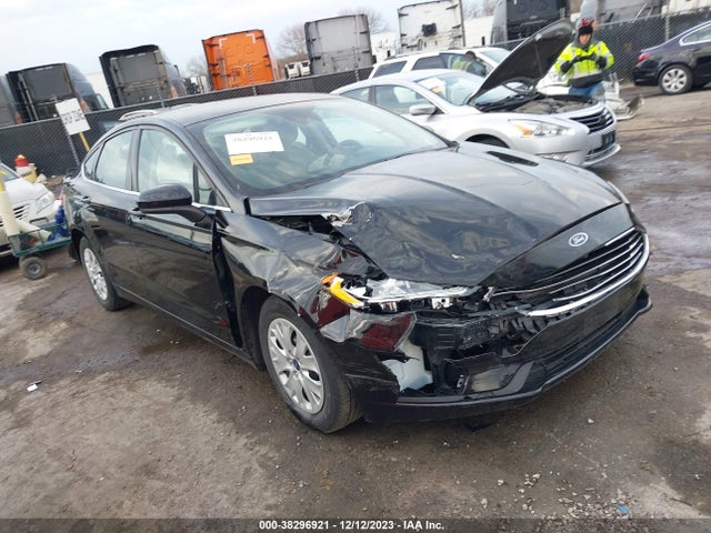 2019 FORD FUSION S VIN: 3FA6P0G71KR133237