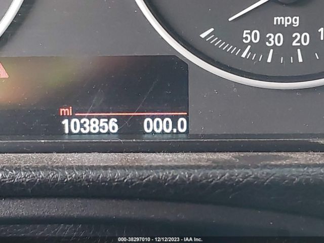 WBA3B1G53FNT06794 BMW 320i