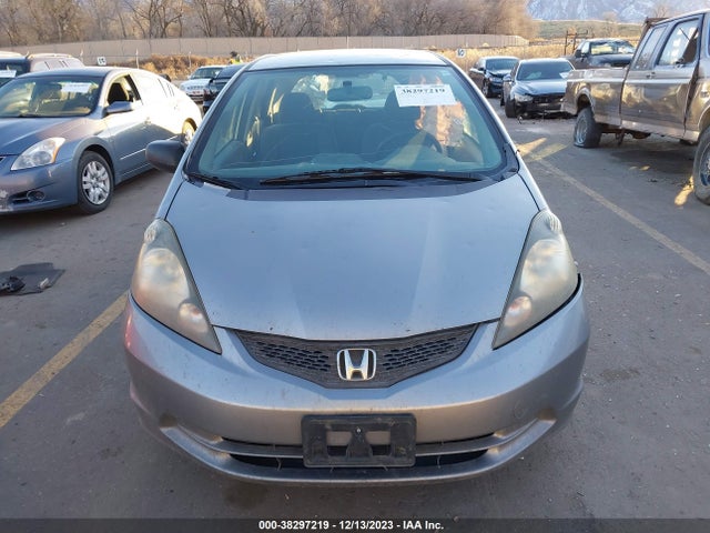 2010 HONDA FIT VIN: JHMGE8H26AC019171