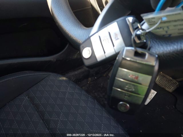 3KPA24AD9PE526314 KIA RIO S