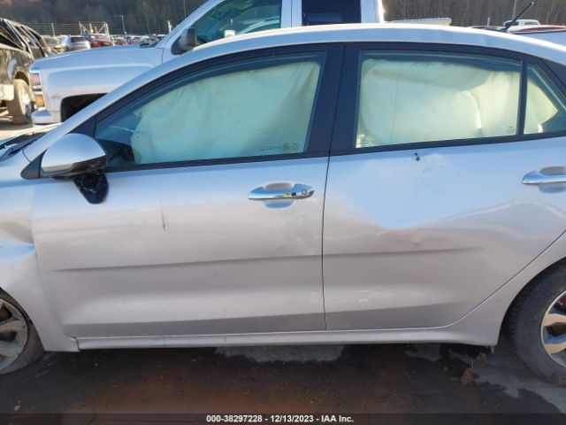3KPA24AD9PE526314 KIA RIO S