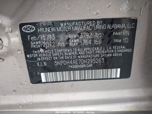 2013 HYUNDAI ELANTRA GLS VIN: 5NPDH4AE7DH295263