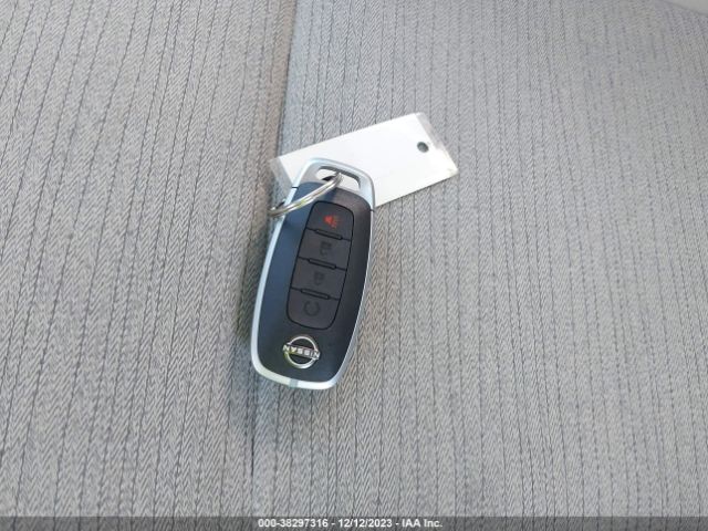 5N1BT3BA0PC674001 Nissan Rogue Sv Fwd