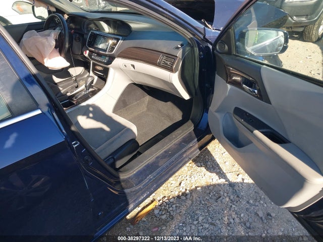 Honda ACCORD EX 2017 1HGCR2F76HA083539 Image 5