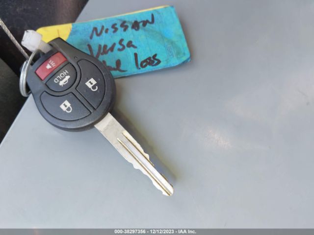 3N1CN7AP7HL818376 Nissan Versa 1.6 Sv