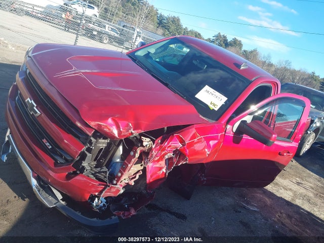 Chevrolet Silverado 1500 2lt 2018 1GCNKREC2JZ270108 Image 2