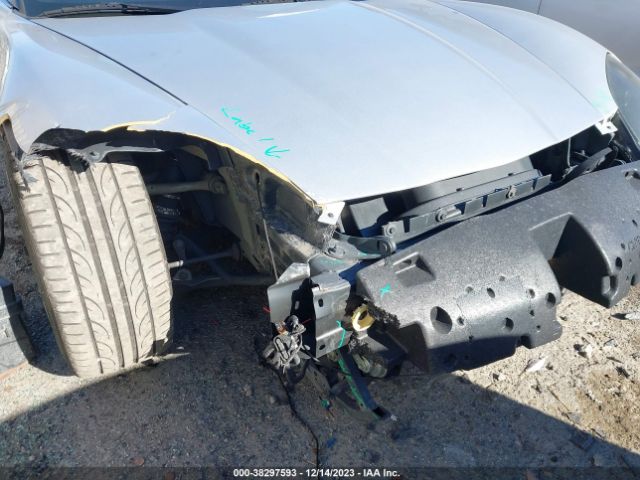 2011 CHEVROLET CORVETTE 1G1YA2DW5B5102628 Photo 5