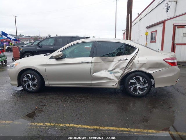 2017 HONDA ACCORD LX VIN: 1HGCR2F3XHA152262