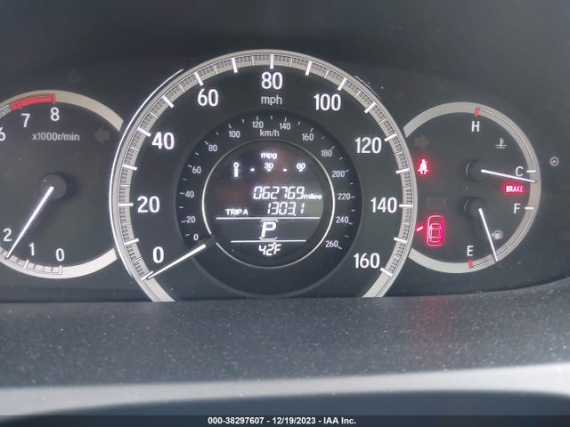 2017 HONDA ACCORD LX VIN: 1HGCR2F3XHA152262