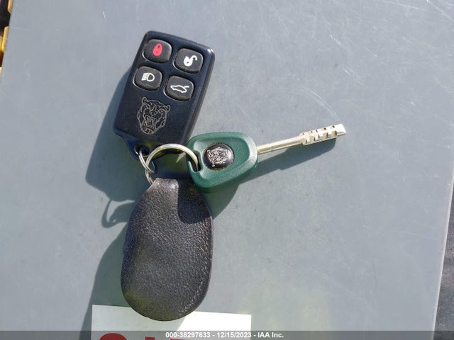 1998 JAGUAR XK8 SAJGX2248WC018860 Photo 10