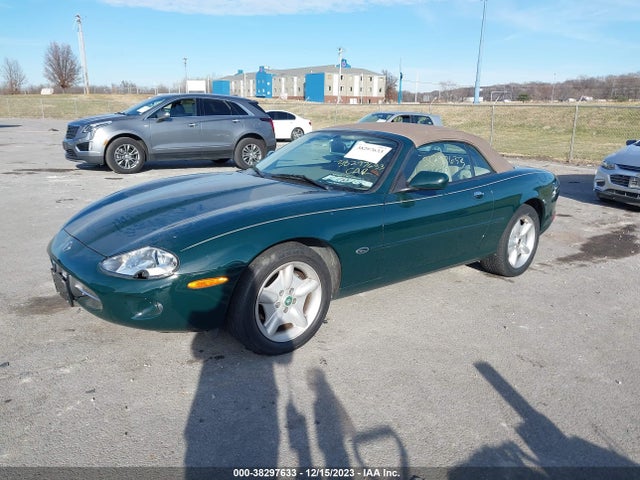 1998 JAGUAR XK8 SAJGX2248WC018860 Photo 1