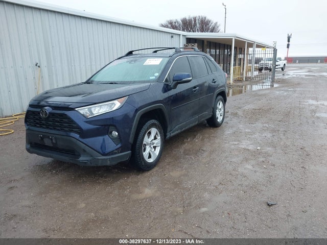 Toyota Rav4 Xle 2020 JTMW1RFV1LD519487 Image 2