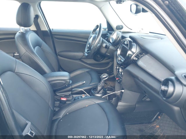 2017 MINI HARDTOP WMWXU1C50H2E18669 Photo 4
