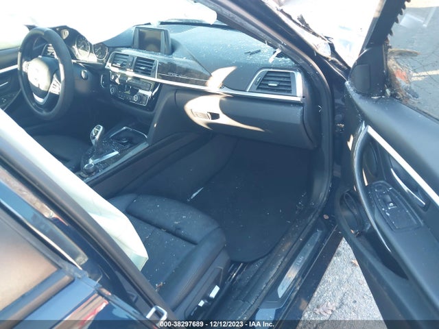 BMW 328I 2016 WBA8E9C59GK646469 Image 5