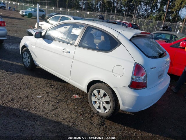 2010 HYUNDAI ACCENT GS VIN: KMHCM3AC2AU184648