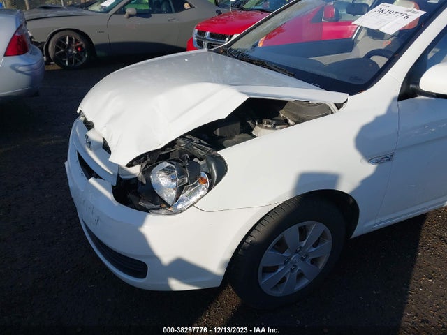 2010 HYUNDAI ACCENT GS VIN: KMHCM3AC2AU184648