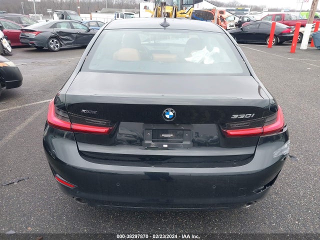 BMW 330i Xdrive 2019 WBA5R7C59KFH32932 Image 16