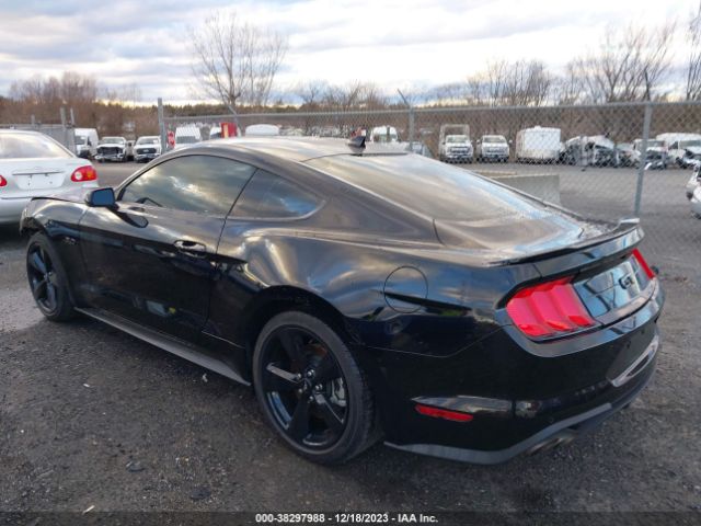 2022 FORD MUSTANG 1FA6P8CF0N5150856 Photo 2