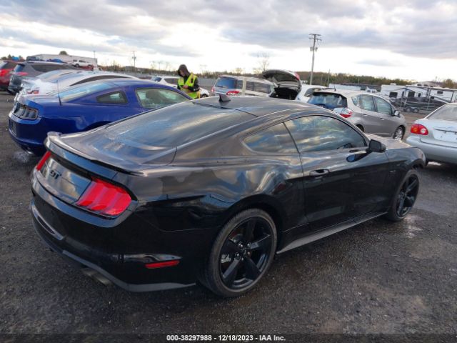 2022 FORD MUSTANG 1FA6P8CF0N5150856 Photo 3