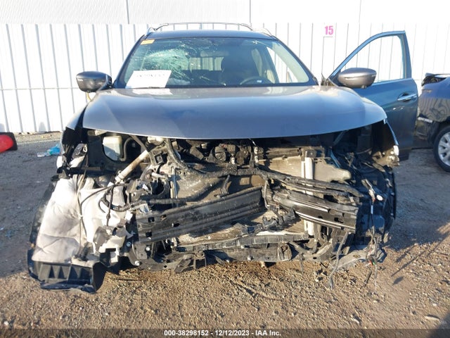 2018 NISSAN ROGUE SV VIN: 5N1AT2MTXJC708327