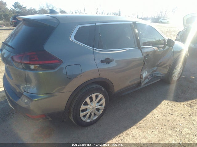 2018 NISSAN ROGUE S/SL/SV VIN: 5N1AT2MT1JC702142