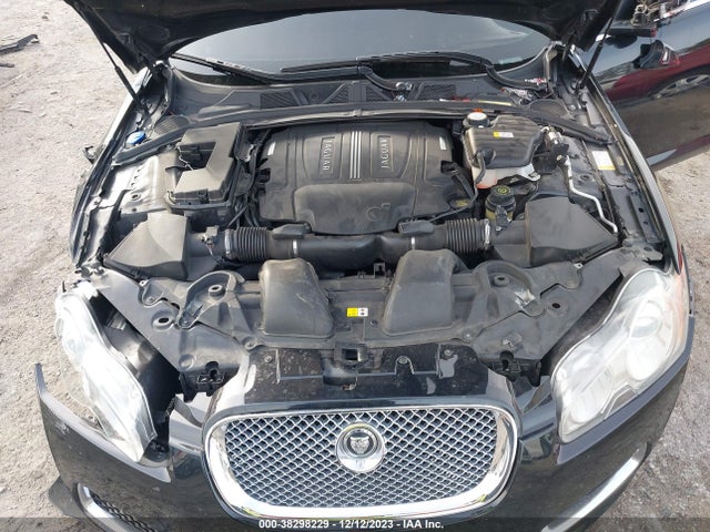 2011 JAGUAR XF SAJXA0JC5BMS19716 Photo 9