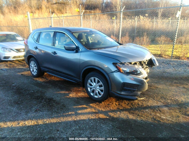 2018 NISSAN ROGUE S VIN: KNMAT2MT3JP560521