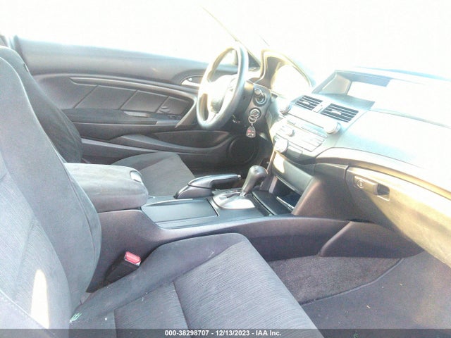 2011 HONDA ACCORD 2.4 LX-S VIN: 1HGCS1B32BA016395